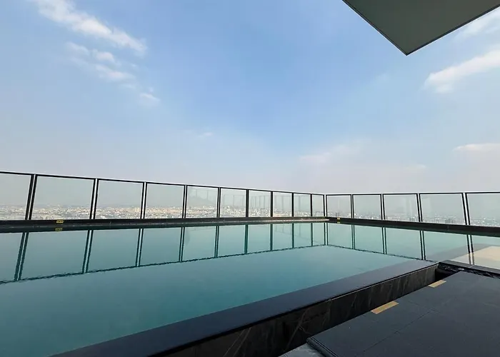 Cassia Rama9 Loft Highrise View Gym&pool